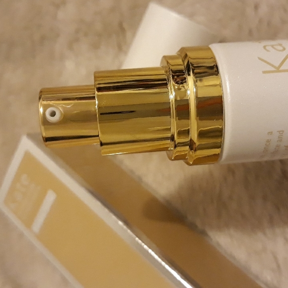 Kate Somerville Retinol Vita C Power Serum Firming & Brightening Treatment - Picture 10 of 16